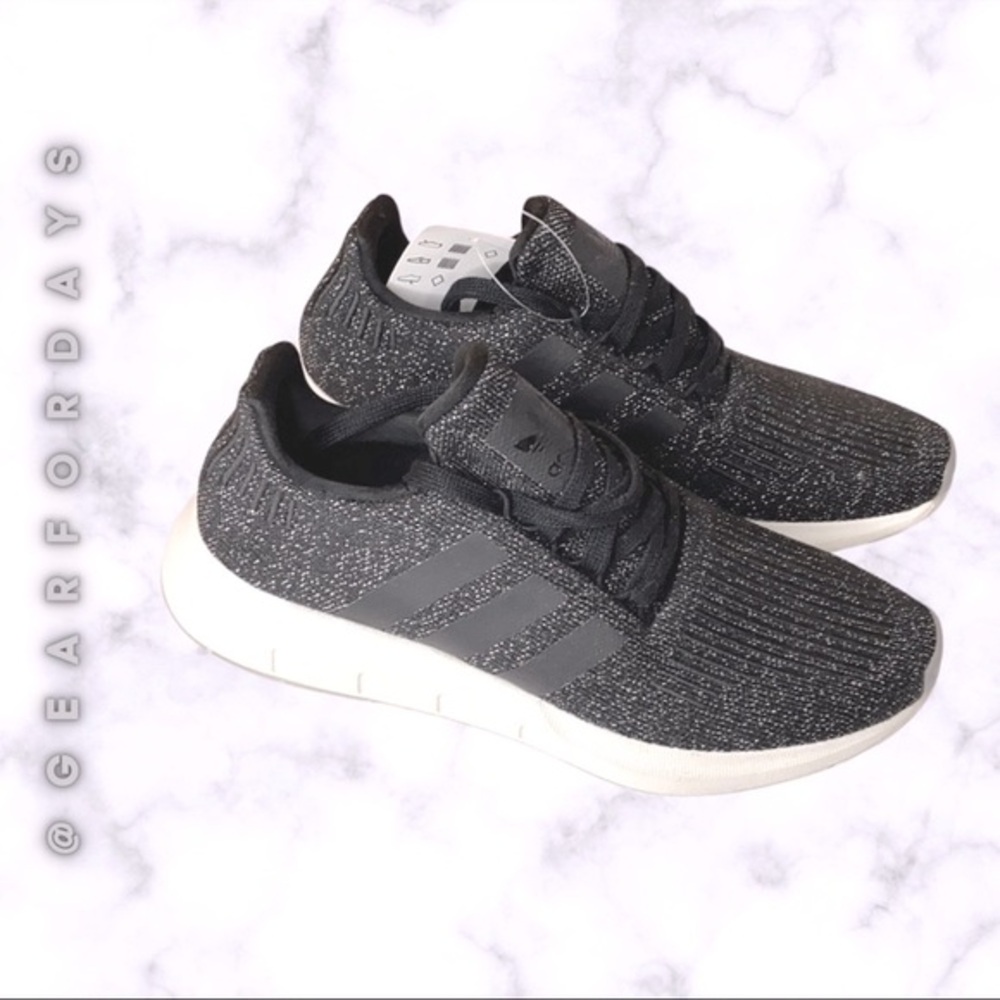 RARE 🆕 SPARKLE ✖️Adidas Swift Run Black